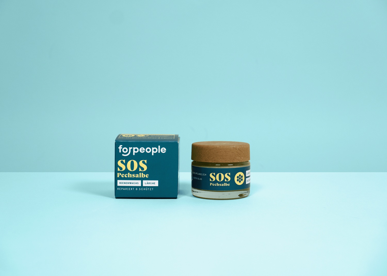 Natürliche Pechsalbe aus Lärchenharz und Bienenwachs – traditionelles Hausmittel für Hautpflege, Wundheilung und entzündungshemmende Anwendung