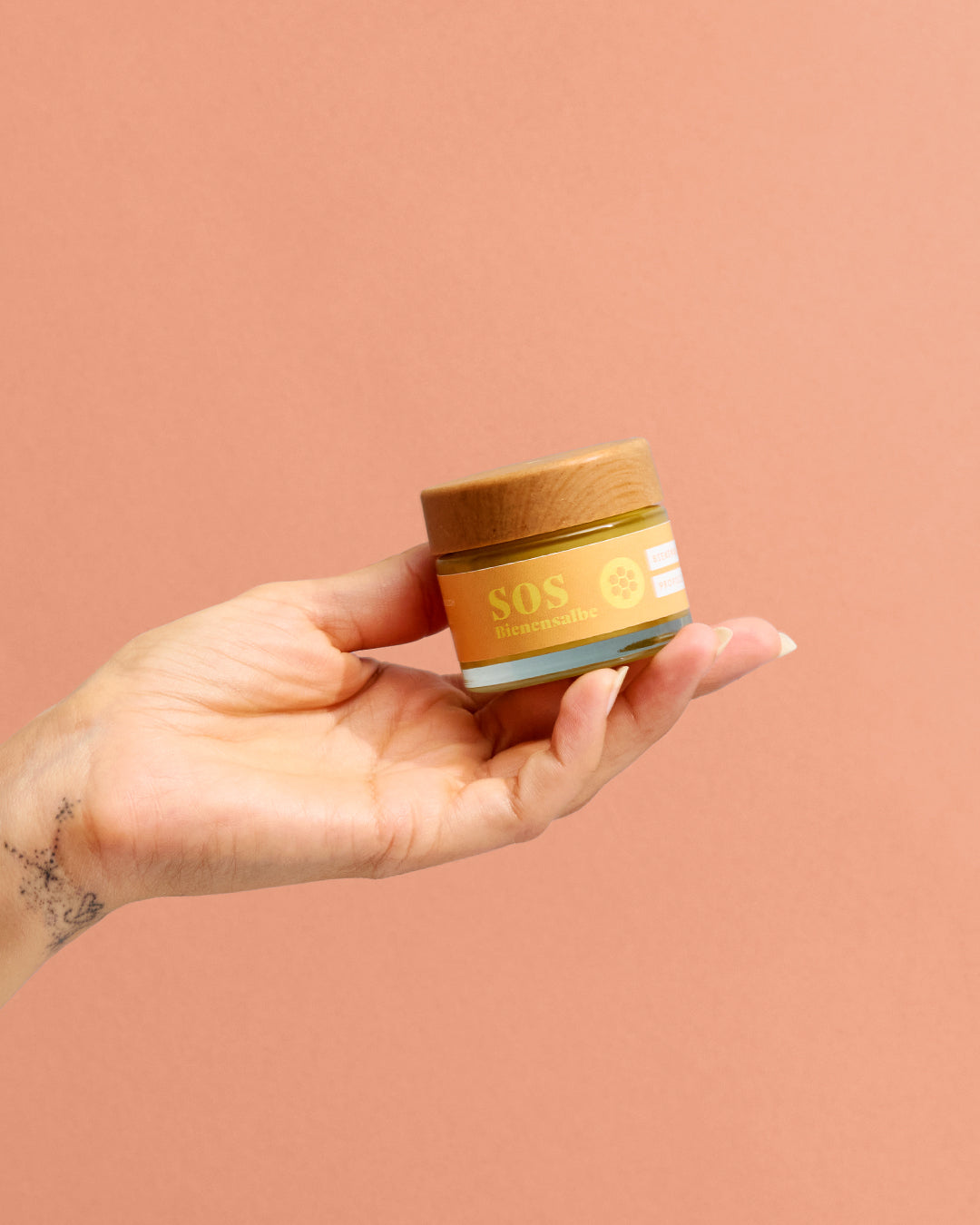 SOS Bienensalbe Lärche & Mandarine