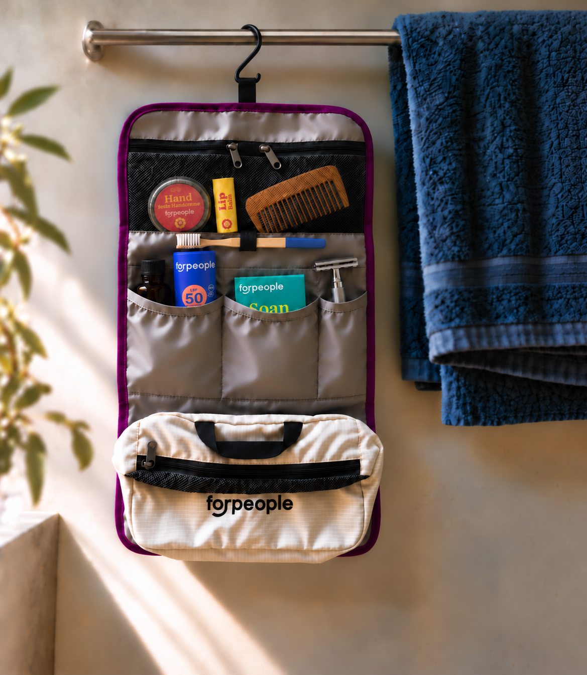 Kulturtasche zum Aufhängen – mit abnehmbarer Mini-Pouch