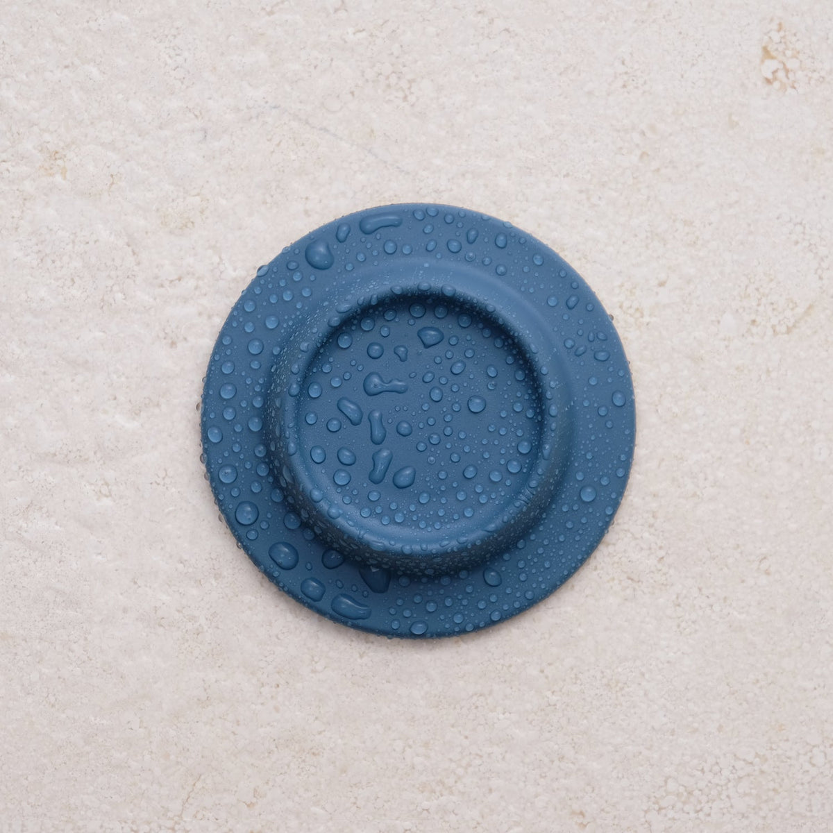Soapi magnetic soap holder in petrol